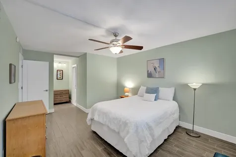 3145 NE 48th Court Lighthouse Point FL 33064