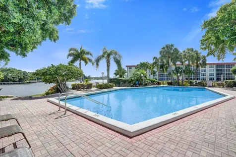3145 NE 48th Court Lighthouse Point FL 33064