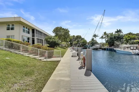 3145 NE 48th Court Lighthouse Point FL 33064