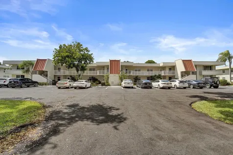 3145 NE 48th Court Lighthouse Point FL 33064