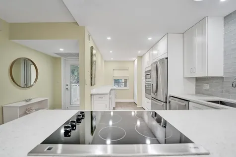 3145 NE 48th Court Lighthouse Point FL 33064