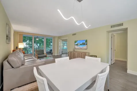 3145 NE 48th Court Lighthouse Point FL 33064