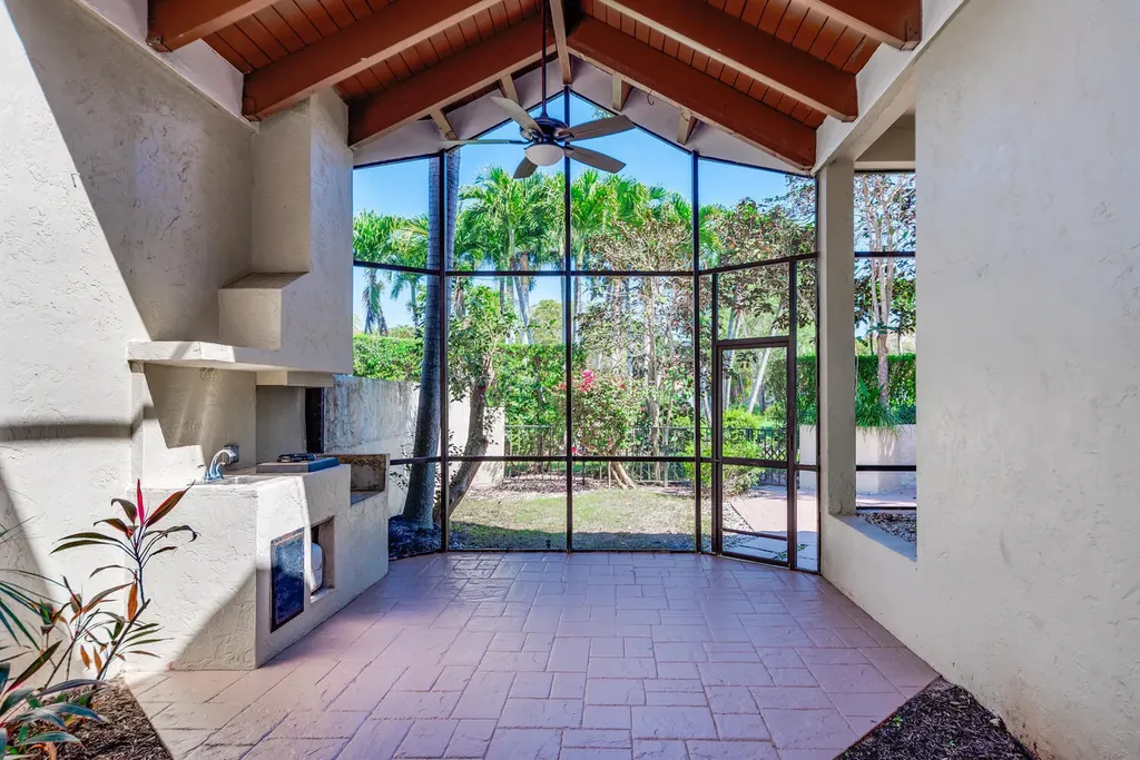 7481 Campo Florido Boca Raton FL 33433