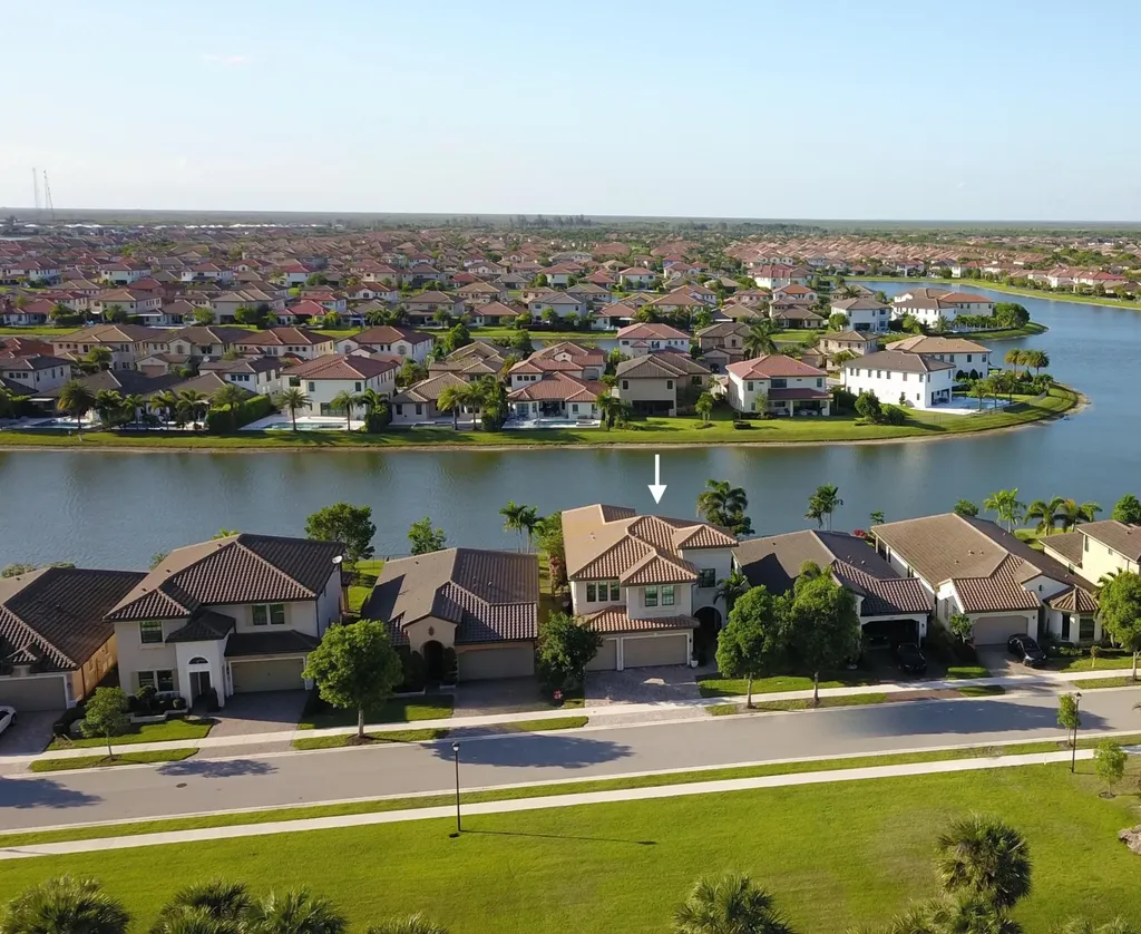 11965 S Baypoint Circle Parkland FL 33076