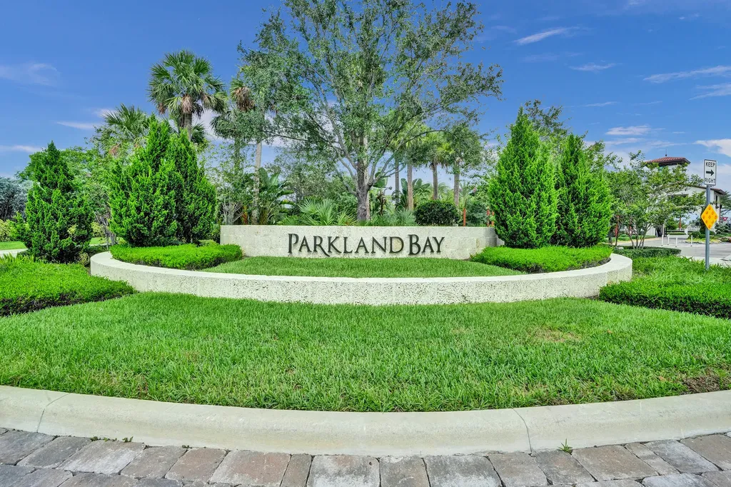 11965 S Baypoint Circle Parkland FL 33076