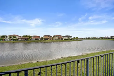 11965 S Baypoint Circle Parkland FL 33076