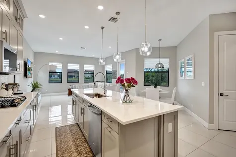 11965 S Baypoint Circle Parkland FL 33076