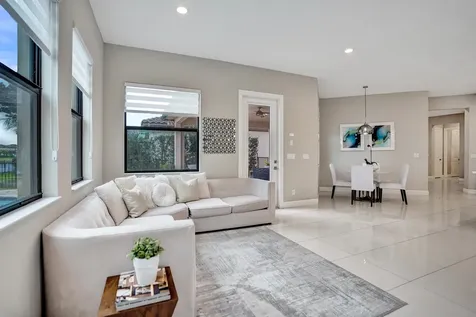 11965 S Baypoint Circle Parkland FL 33076