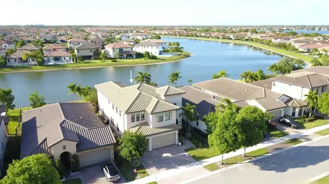 11965 S Baypoint Circle Parkland FL 33076