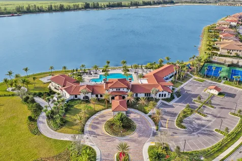11965 S Baypoint Circle Parkland FL 33076