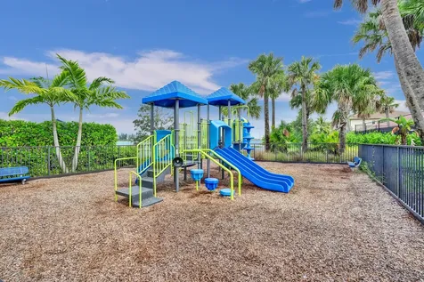 11965 S Baypoint Circle Parkland FL 33076
