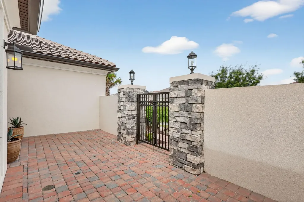 10102 SW Davanti Drive Port St Lucie FL 34987