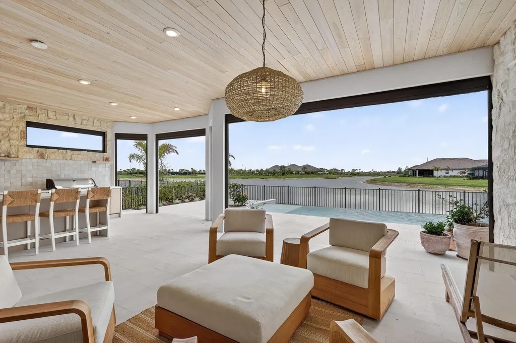 10102 SW Davanti Drive Port St Lucie FL 34987