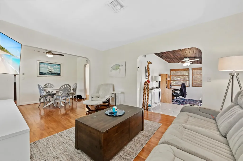 701 Palmetto Street West Palm Beach FL 33405
