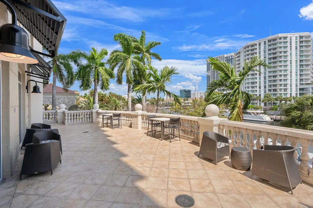 610 W Las Olas Boulevard Fort Lauderdale FL 33312