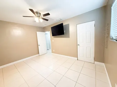 19731 NW 4th Avenue Miami Gardens FL 33169