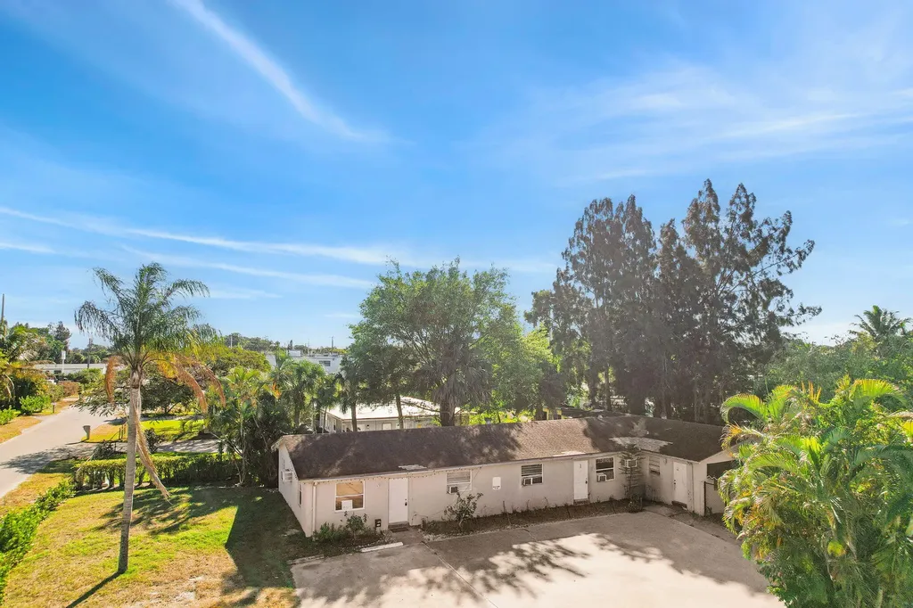 4600 Kelmar Drive West Palm Beach FL