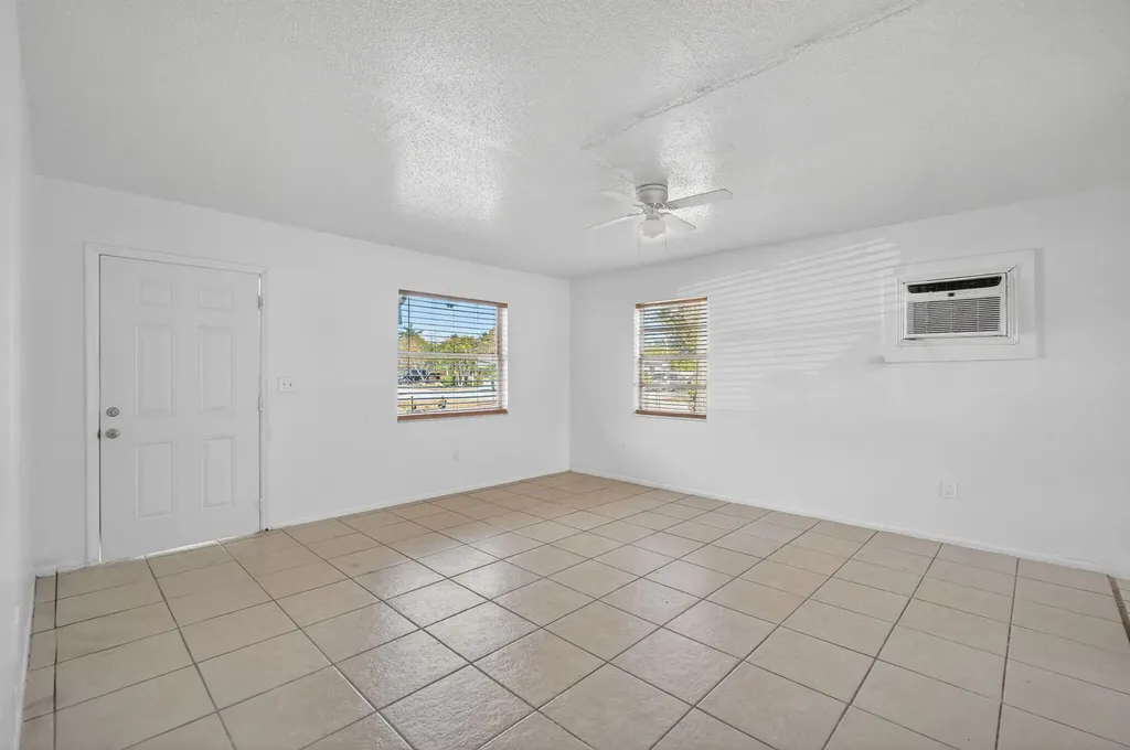 4600 Kelmar Drive West Palm Beach FL