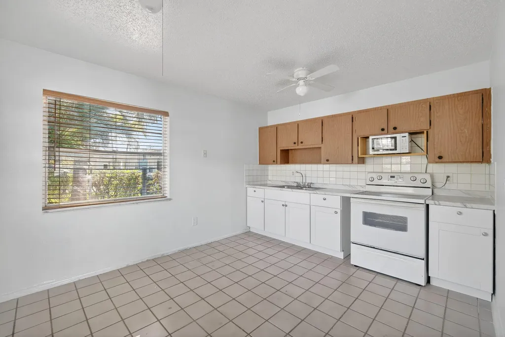 4600 Kelmar Drive West Palm Beach FL