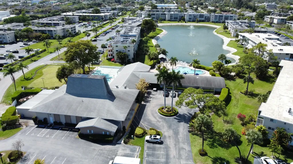 2687 Garden Drive N Lake Worth Beach FL 33461