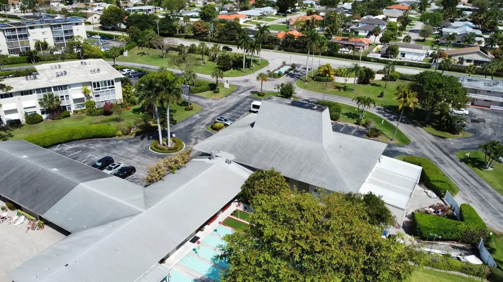 2687 Garden Drive N Lake Worth Beach FL 33461