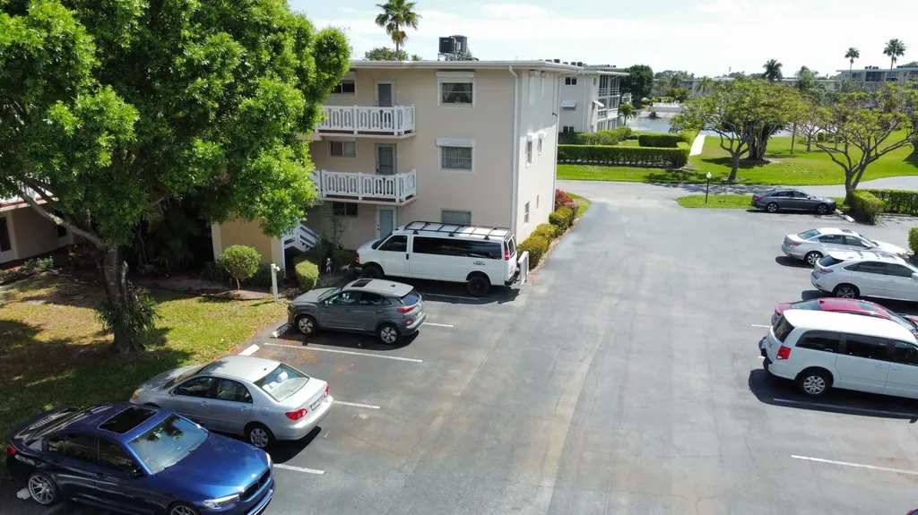 2687 Garden Drive N Lake Worth Beach FL 33461