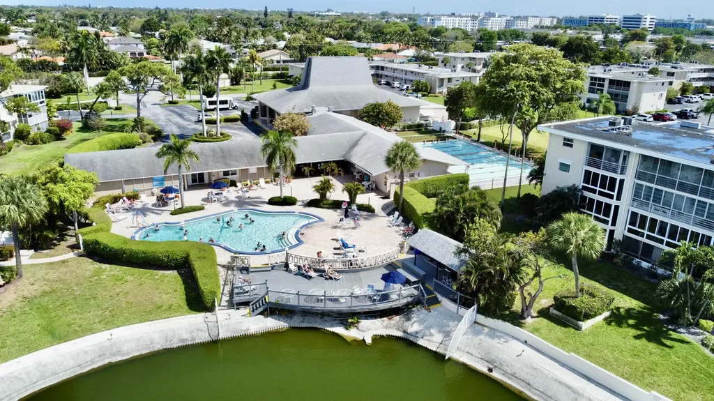 2687 Garden Drive N Lake Worth Beach FL 33461