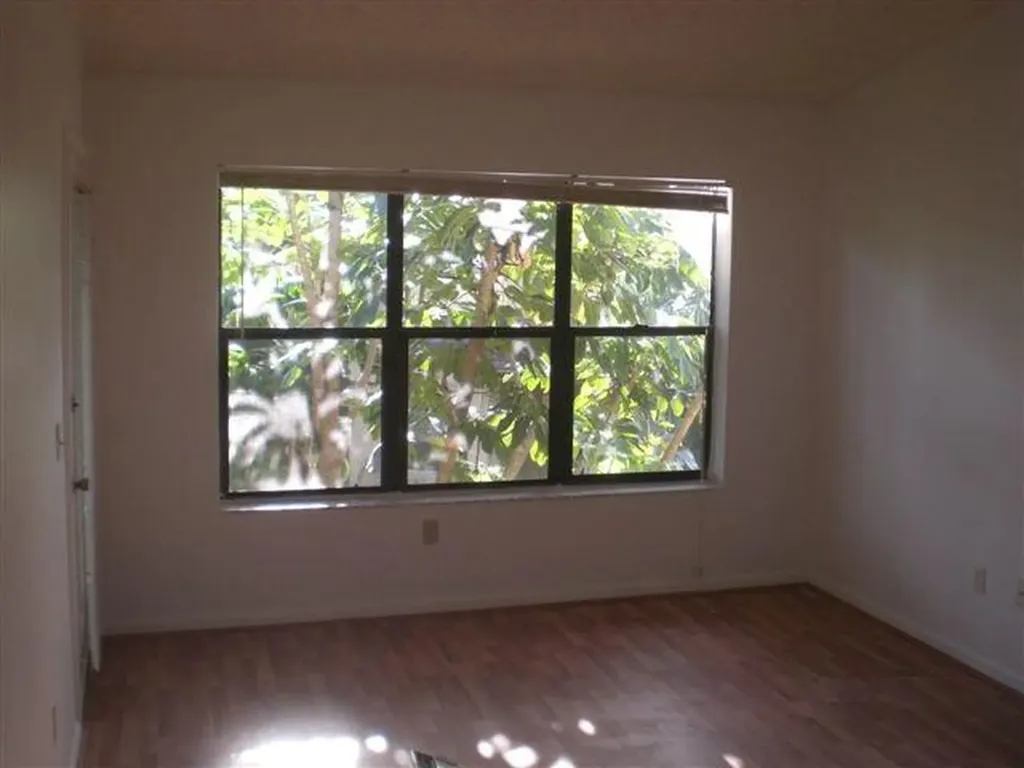4341 W Mcnab Road Pompano Beach FL 33069
