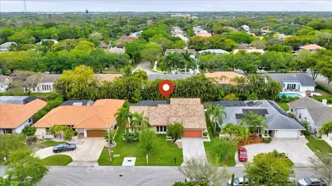 4885 NW 50th Street Coconut Creek FL 33073