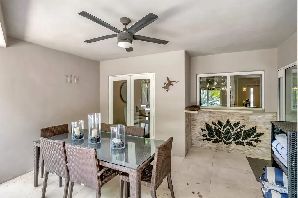 855 Berkeley Street Boca Raton FL 33487