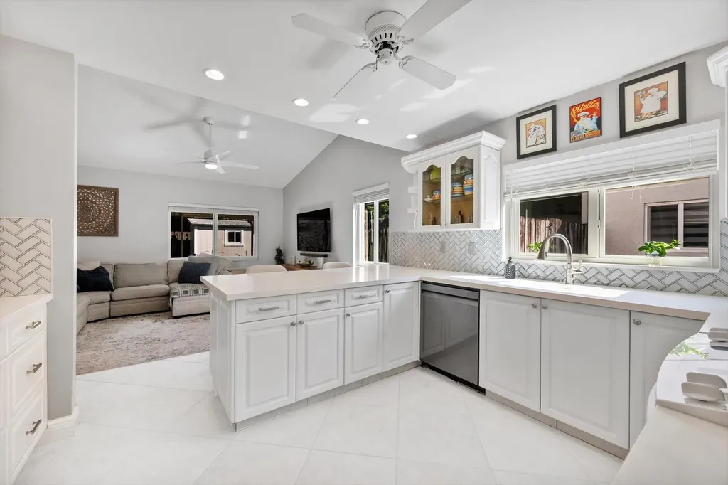15541 Dover Court Davie FL 33331
