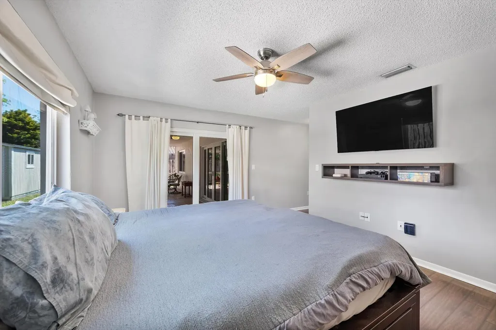 15541 Dover Court Davie FL 33331