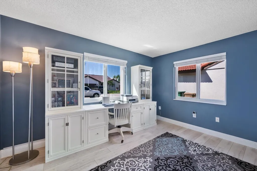 15541 Dover Court Davie FL 33331
