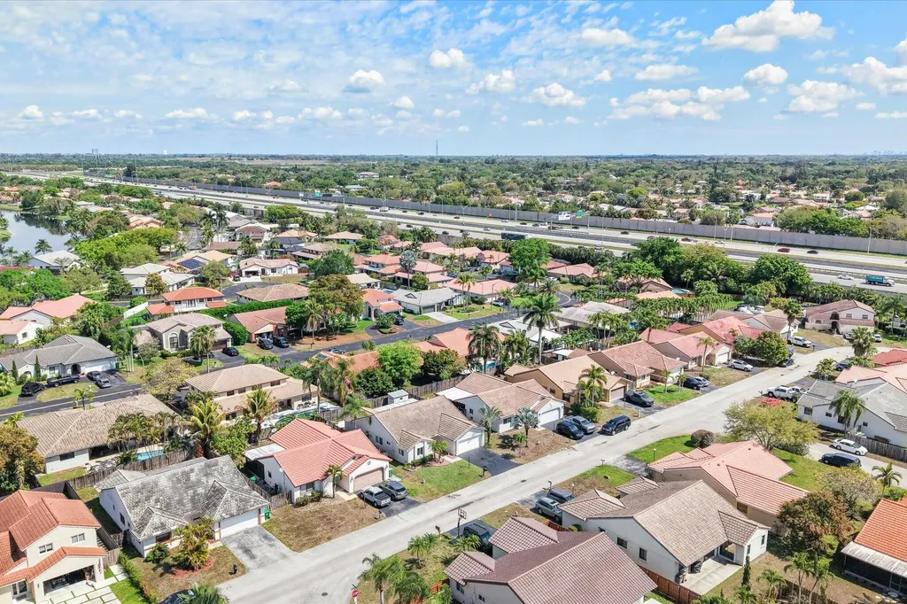 15541 Dover Court Davie FL 33331
