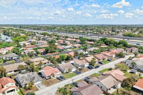 15541 Dover Court Davie FL 33331