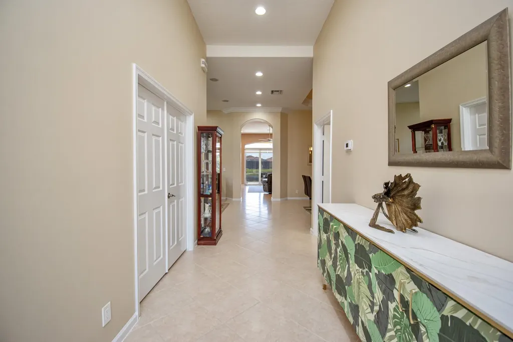 7080 Demedici Circle Delray Beach FL 33446
