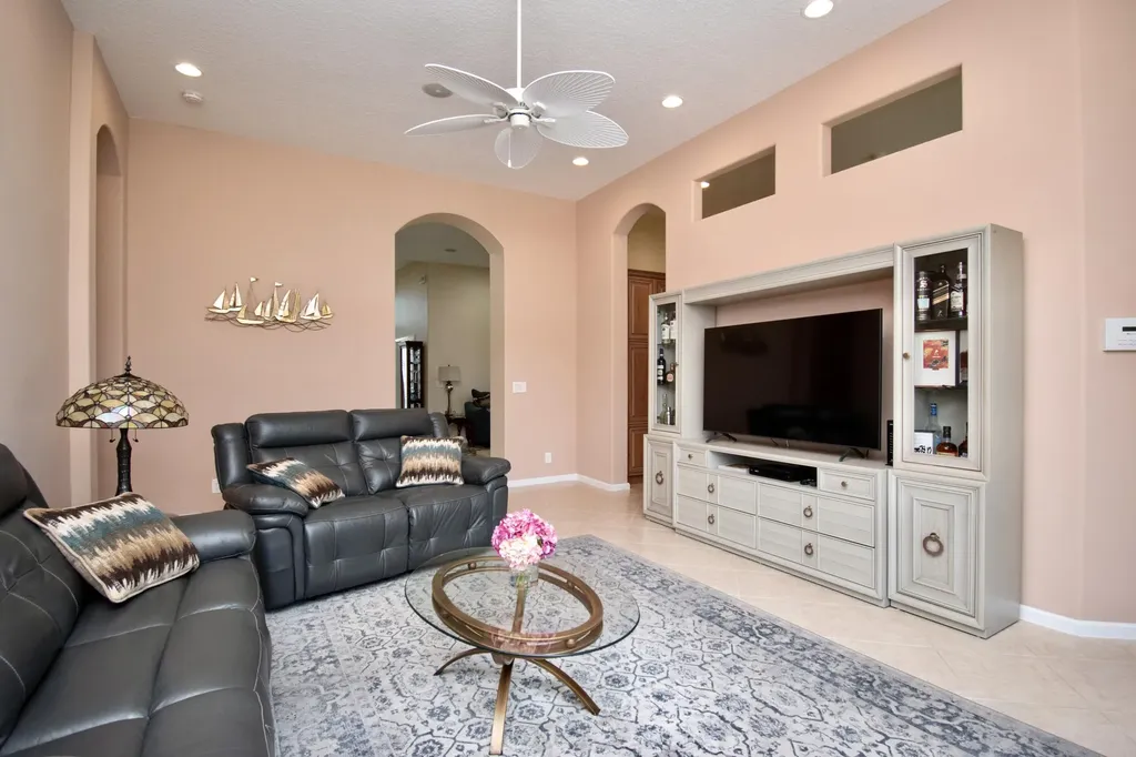 7080 Demedici Circle Delray Beach FL 33446