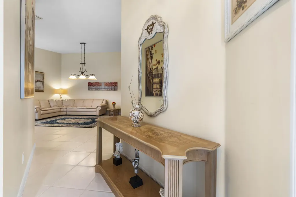 8233 Cozumel Lane Wellington FL 33414