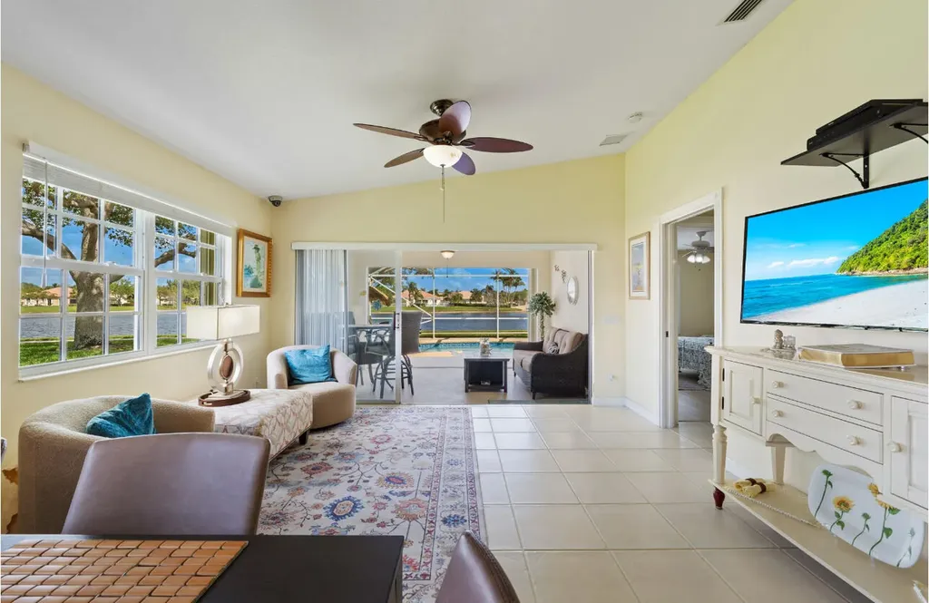 8233 Cozumel Lane Wellington FL 33414