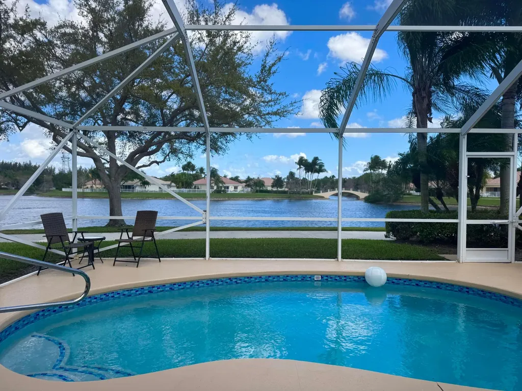 8233 Cozumel Lane Wellington FL 33414