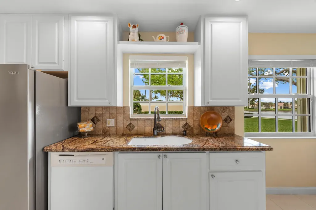 8233 Cozumel Lane Wellington FL 33414