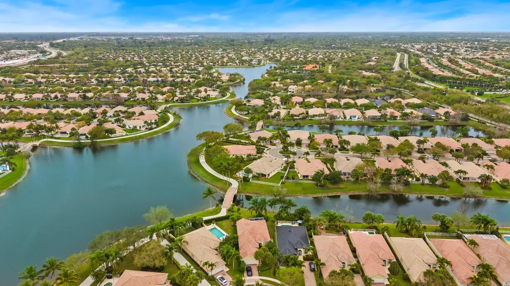 8233 Cozumel Lane Wellington FL 33414