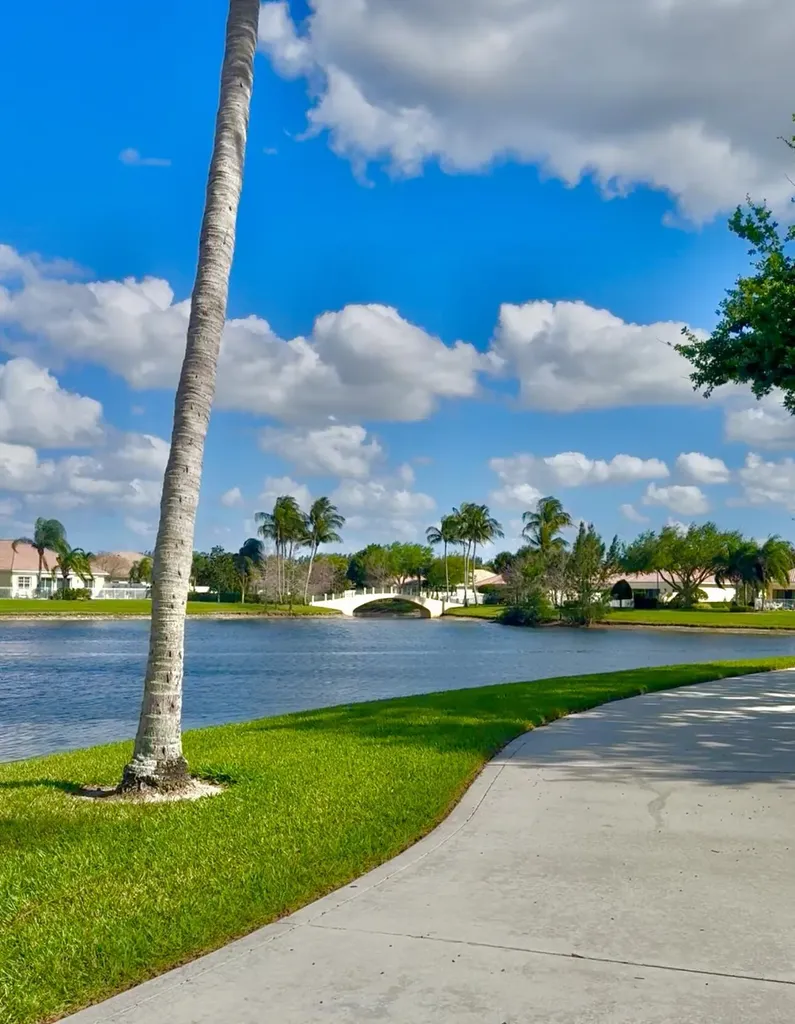 8233 Cozumel Lane Wellington FL 33414