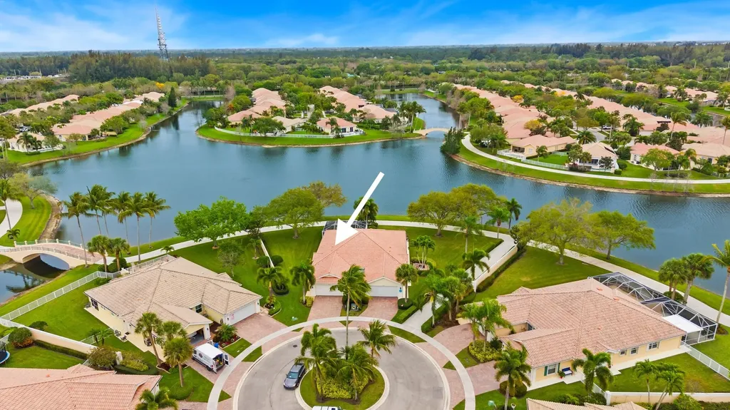 8233 Cozumel Lane Wellington FL 33414