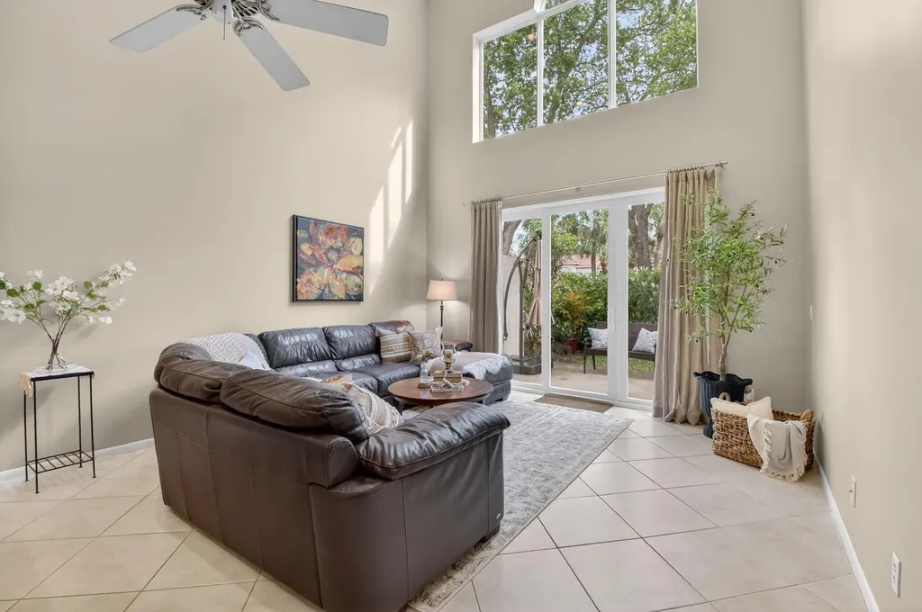 20491 Vía Marisa Boca Raton FL 33498