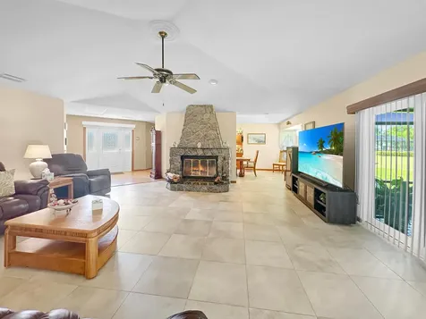 4100 Smokey Pines Court Fort Pierce FL 34951