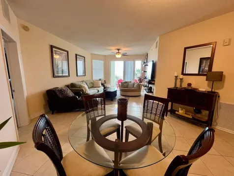 975 NW Flagler Avenue Stuart FL 34994