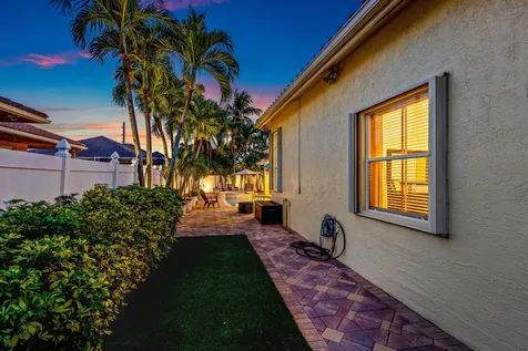 9696 Plumeria Way Boynton Beach FL 33436