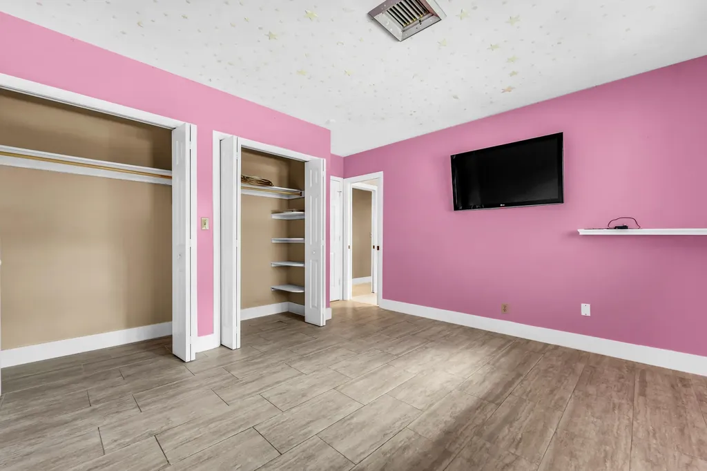 12731 NW 1st Street Plantation FL 33325