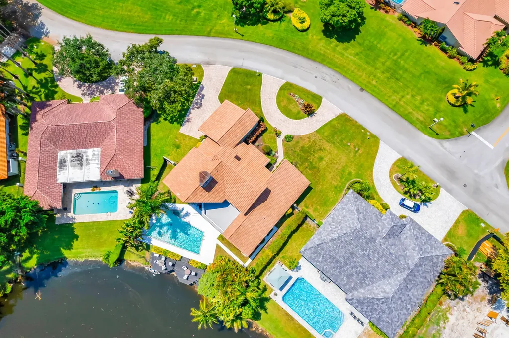 12731 NW 1st Street Plantation FL 33325